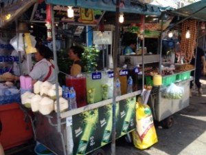 Bang Saen Nong Mon market 10