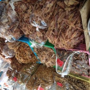 Bang Saen Nong Mon market 7
